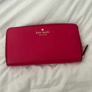 BRAND NEW KATE SPADE WALLET